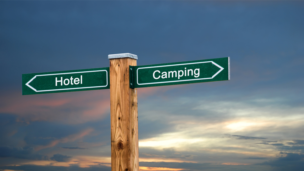 Which is better: motorhome vs. hotel?