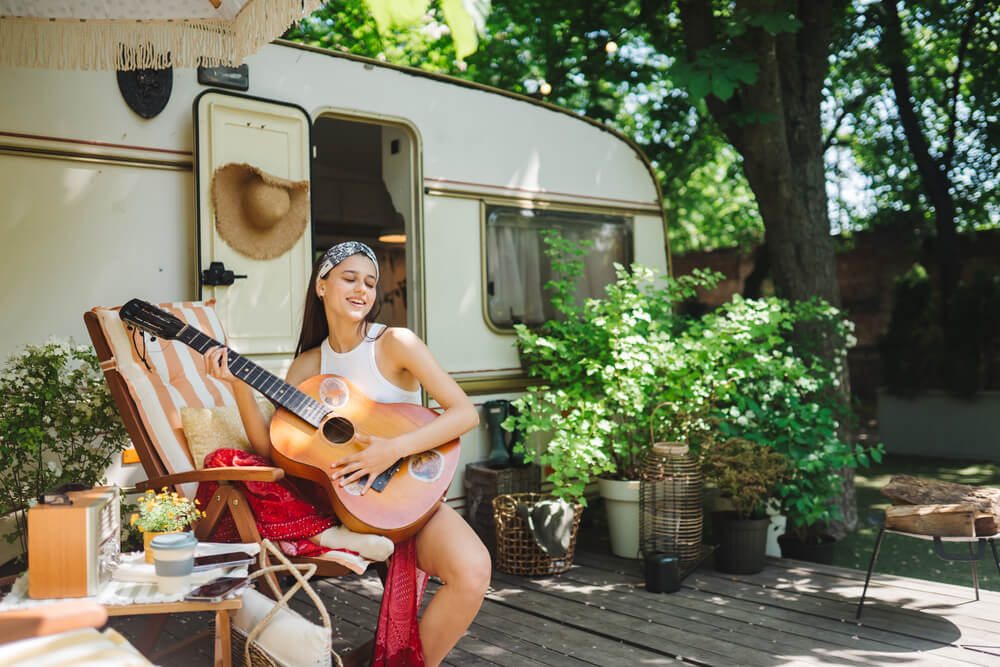 You can legally live an in an RV in Texas. 