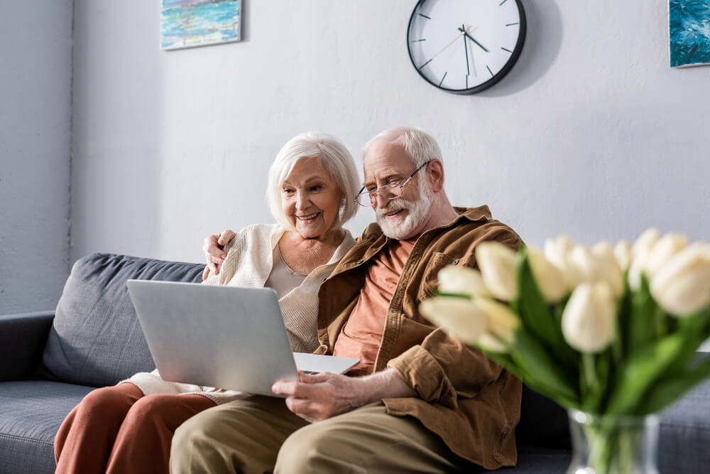 What are the best places to retire in Texas near water?